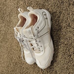 Under Armour women's size 7 cleats